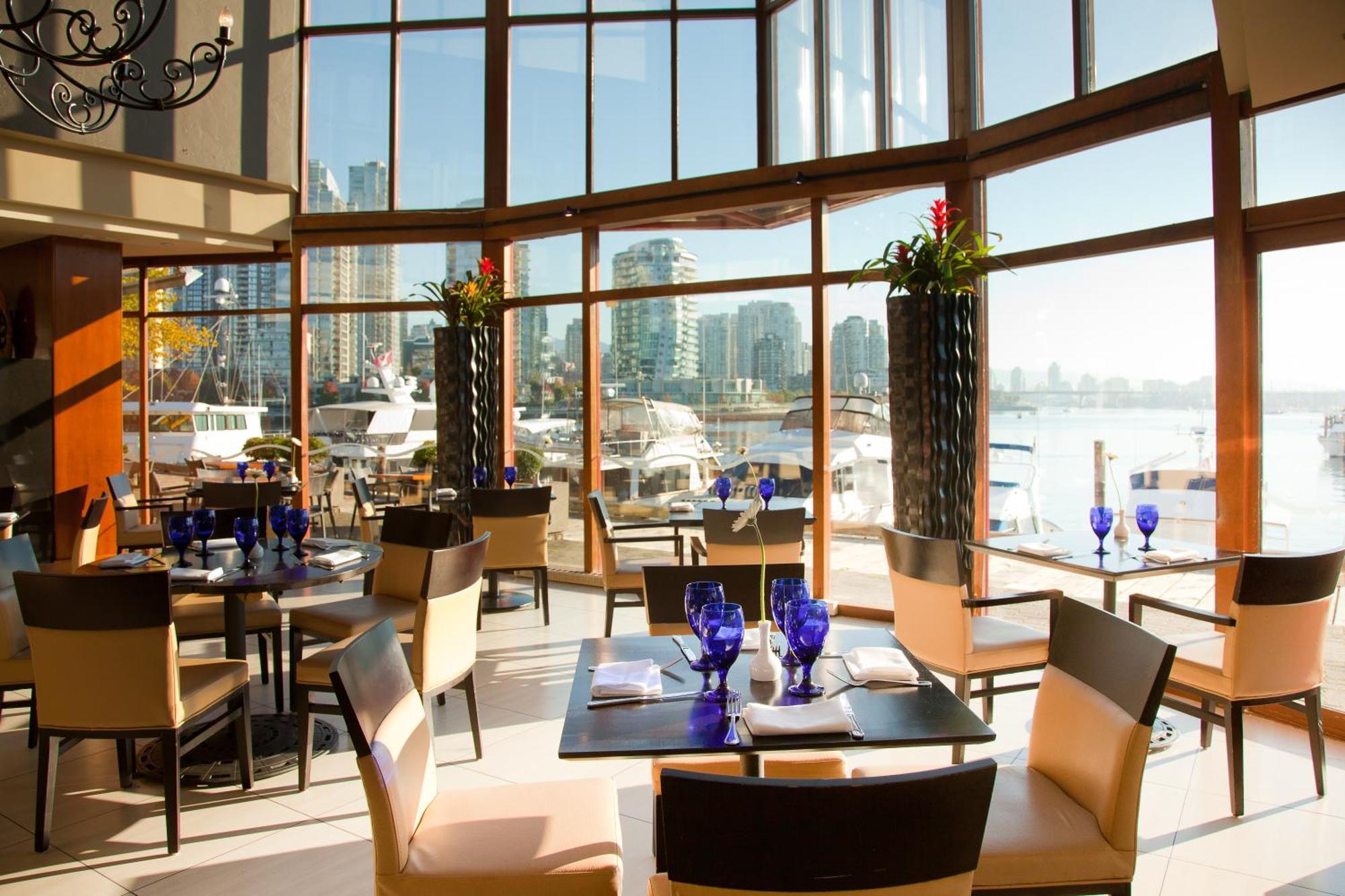 Granville Island Hotel Vancouver Extérieur photo