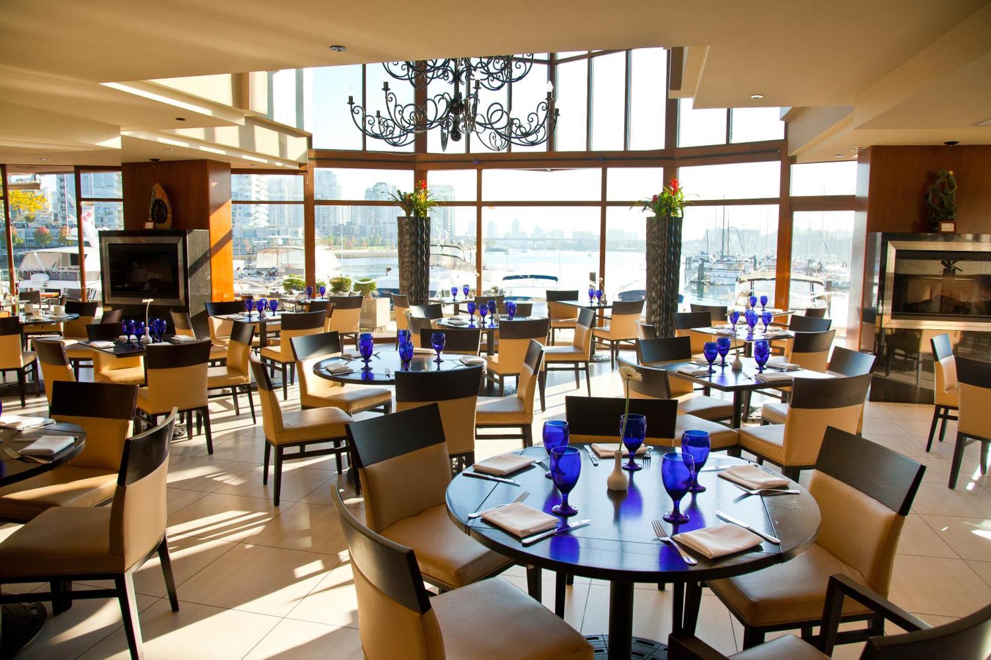 Granville Island Hotel Vancouver Extérieur photo